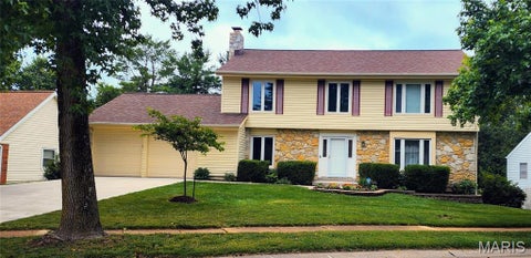 Photo of 2175 Parasol Drive, Chesterfield, MO 63017 (MLS # 26031490)