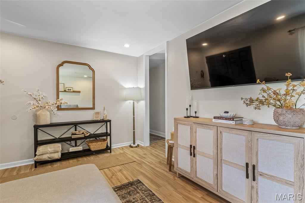21 Sun Aire Drive