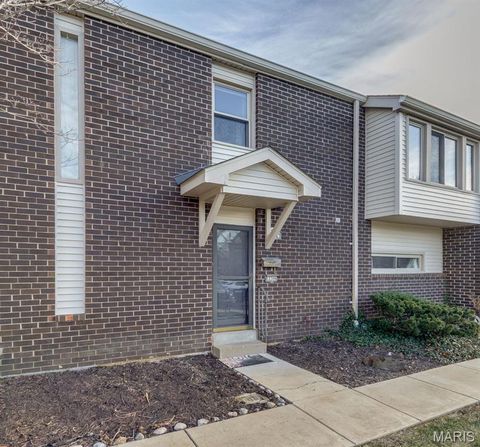 12306 Rossridge Court Unincorporated MO 63146