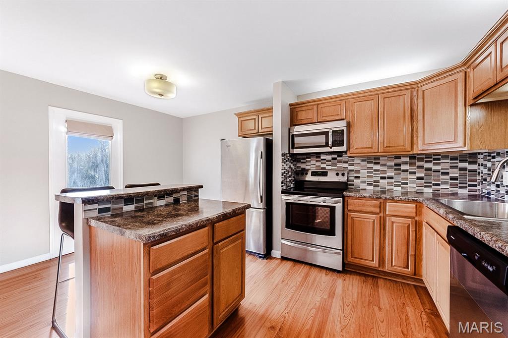 Rossridge Twnhs Condo - Residential