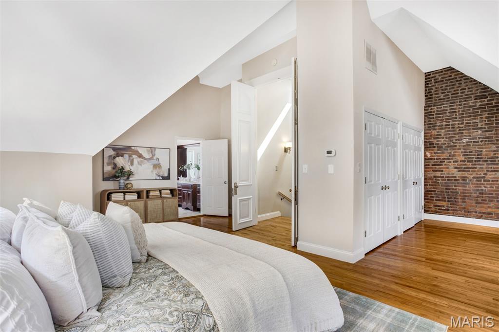 City/St Louis - Residential