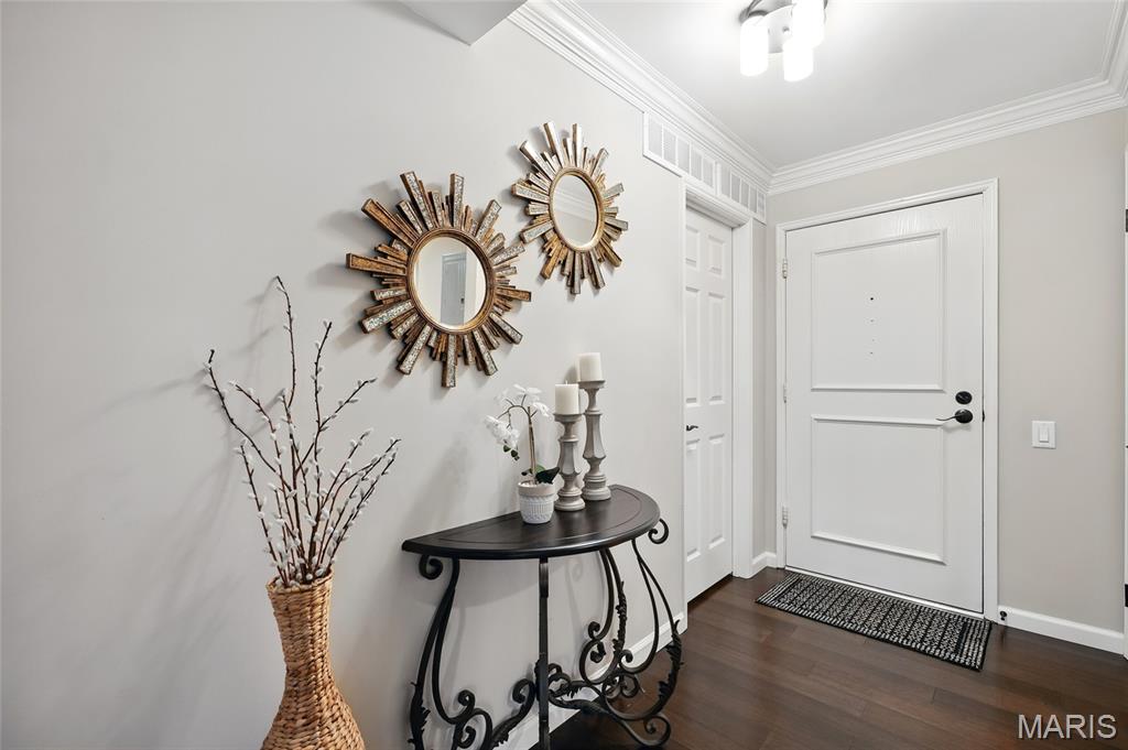 585 Coeur De Royale Drive 203