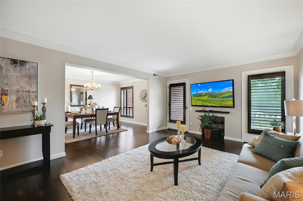 585 Coeur De Royale Drive 203