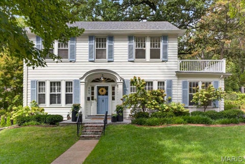 Photo of 409 Belleview Avenue, Webster Groves, MO 63119 (MLS # 26058852)