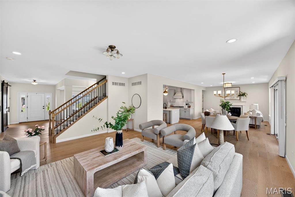 Bur Oaks - Residential