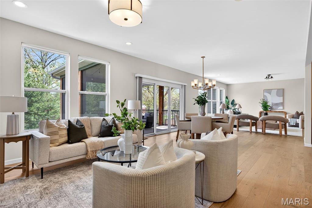 Bur Oaks - Residential