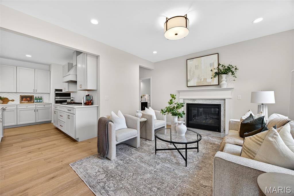 Bur Oaks - Residential