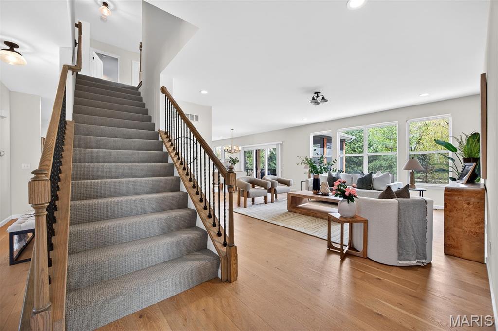 Bur Oaks - Residential