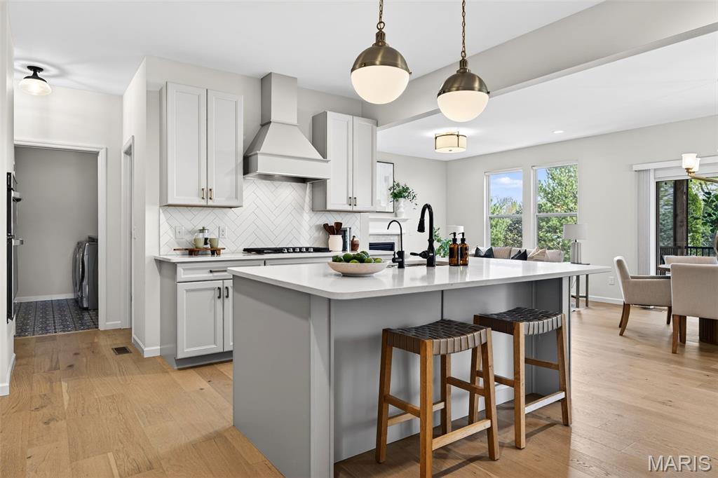 Bur Oaks - Residential