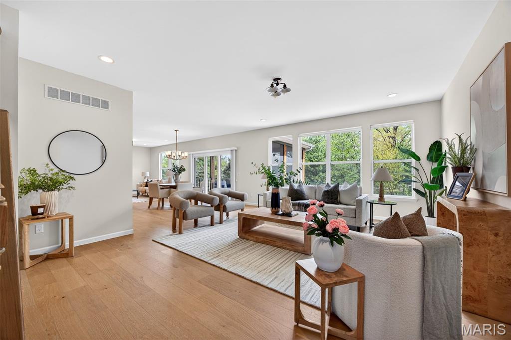 Bur Oaks - Residential