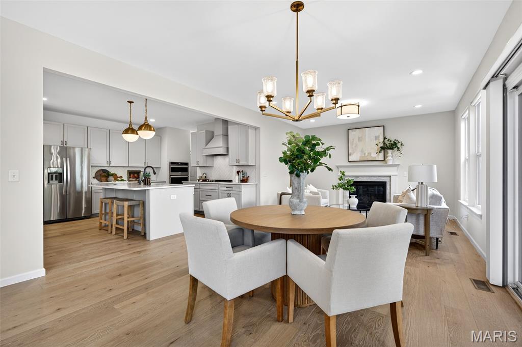 Bur Oaks - Residential