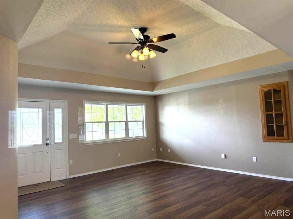 Photo of 1228 LACY DR, Lebanon, MO 65536 (MLS # 26023924)