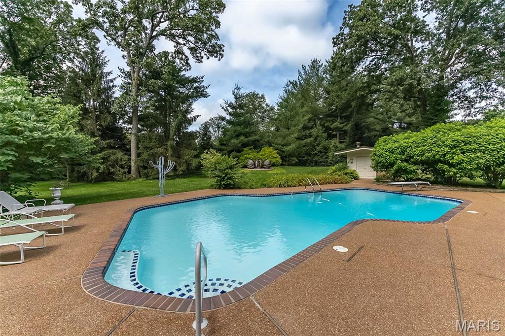 Twin Springs - Residential