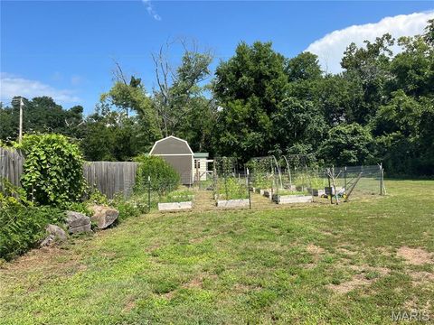 Tiny photo for 475 S Main Street, Ironton, MO 63650 (MLS # 26046686)