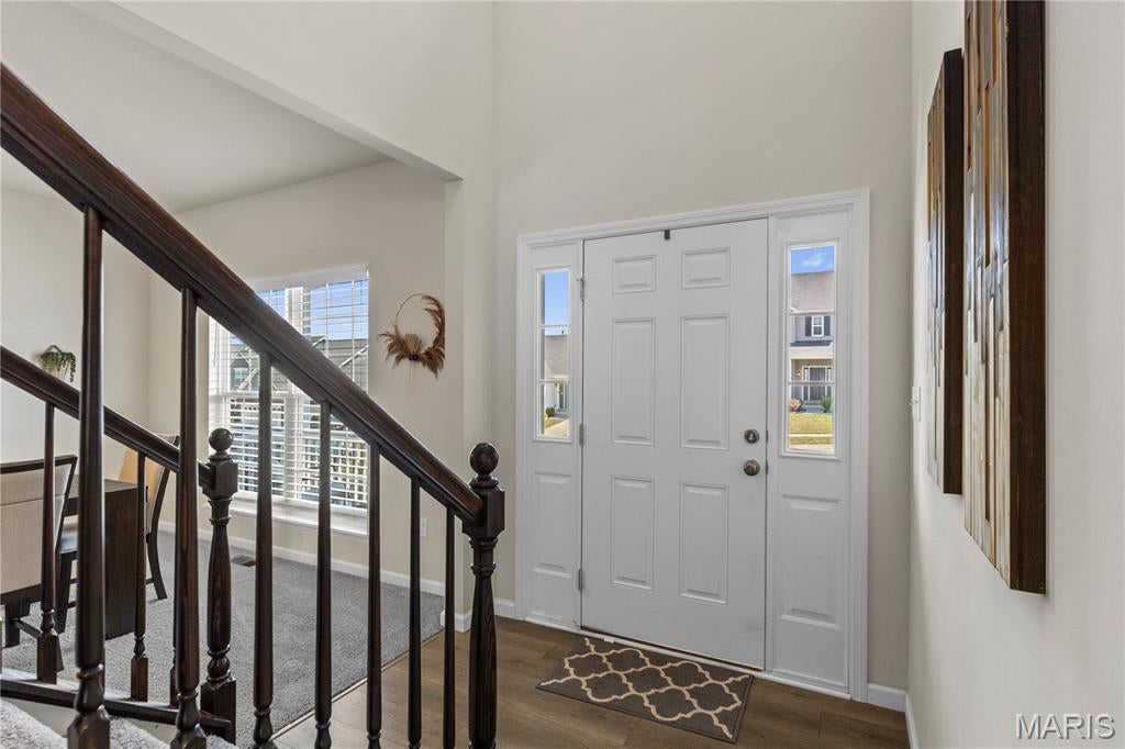 211 Brookview Way Court