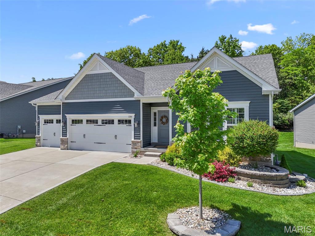 Wentzville, Missouri 63385, United States, 4 Bedrooms Bedrooms, ,3 BathroomsBathrooms,Residential,Pending,124205