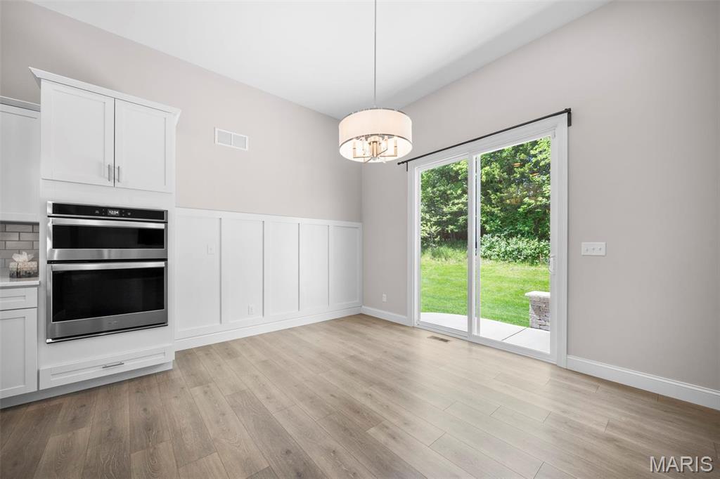 Wentzville, Missouri 63385, United States, 4 Bedrooms Bedrooms, ,3 BathroomsBathrooms,Residential,Pending,124205