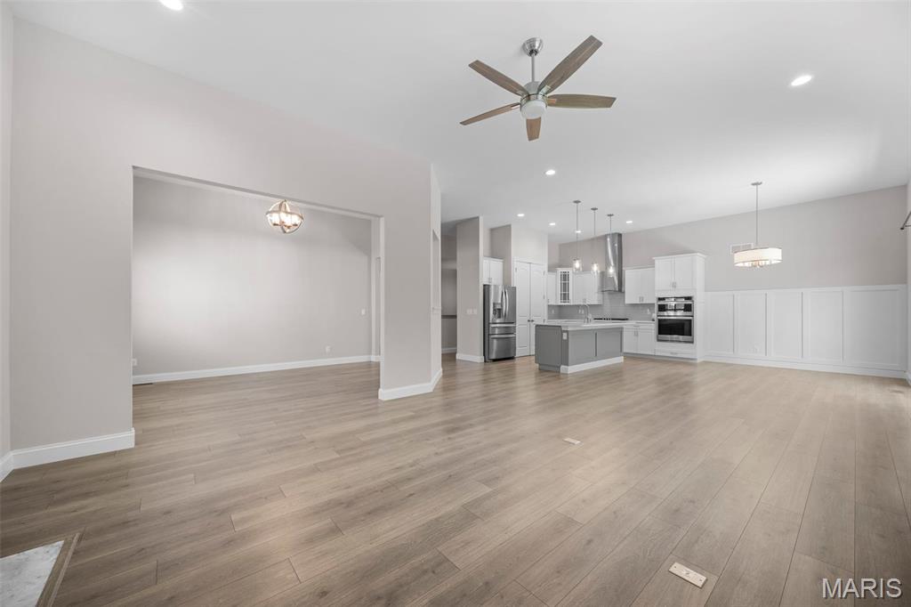 Wentzville, Missouri 63385, United States, 4 Bedrooms Bedrooms, ,3 BathroomsBathrooms,Residential,Pending,124205