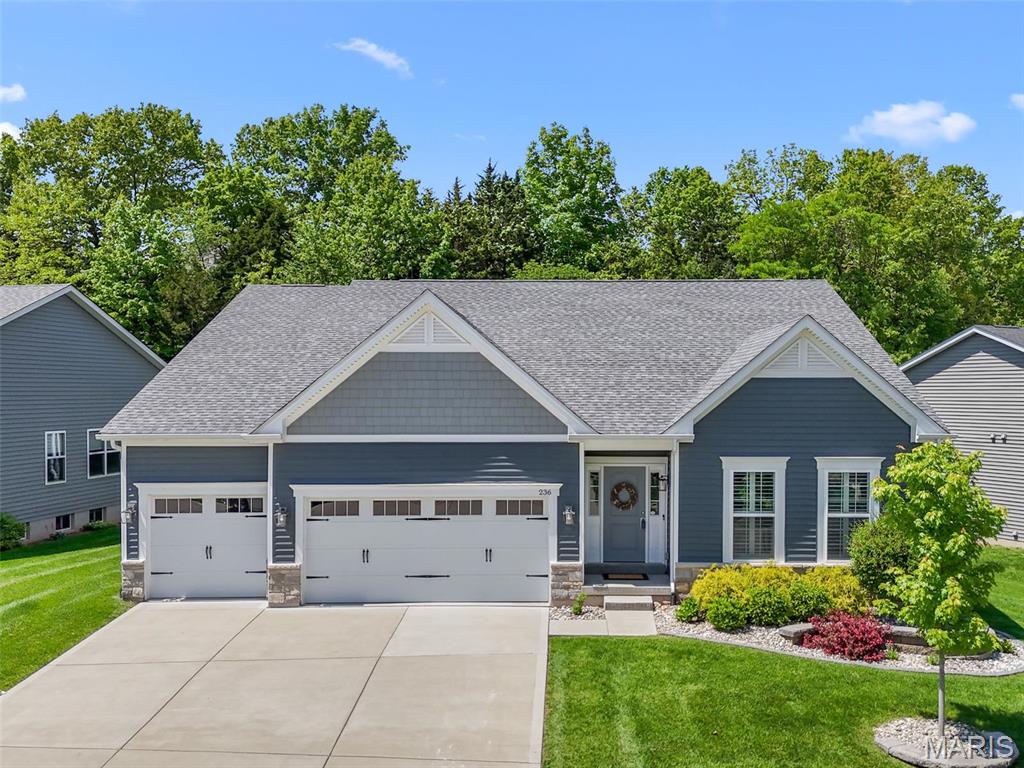 Wentzville, Missouri 63385, United States, 4 Bedrooms Bedrooms, ,3 BathroomsBathrooms,Residential,Pending,124205