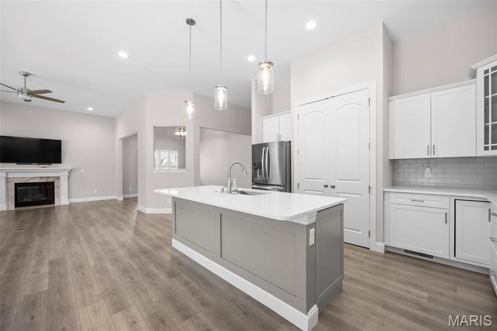 Wentzville, Missouri 63385, United States, 4 Bedrooms Bedrooms, ,3 BathroomsBathrooms,Residential,Pending,124205