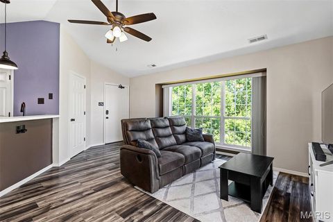 Tiny photo for 1311 Crossings Court #C, Ballwin, MO 63021 (MLS # 26029573)