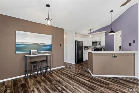 Tiny photo for 1311 Crossings Court #C, Ballwin, MO 63021 (MLS # 26029573)