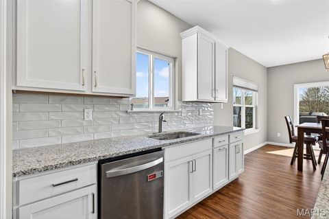 Tiny photo for 526 Columbia Downs Drive, Lake Saint Louis, MO 63367 (MLS # 26017958)