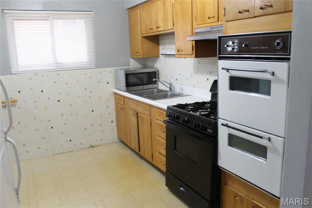 Carondelet Add - Residential Lease