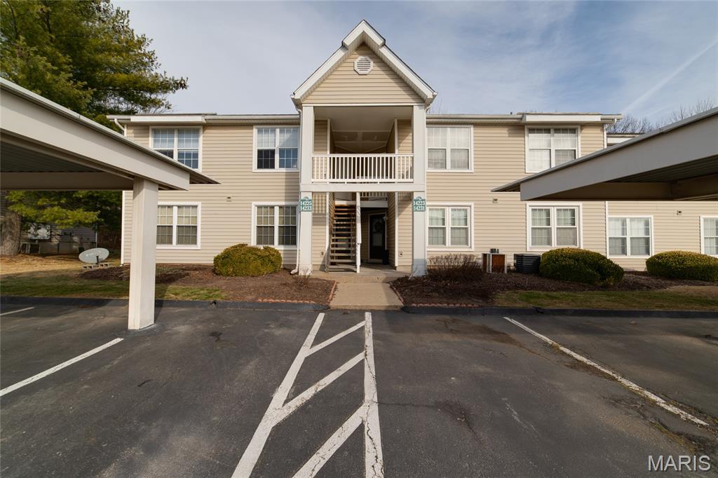 River Oaks Estates Four Condo - Residential