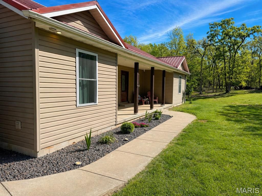 Photo of 157 Timber Glen Road, Steelville, MO 65565 (MLS # 26024039)