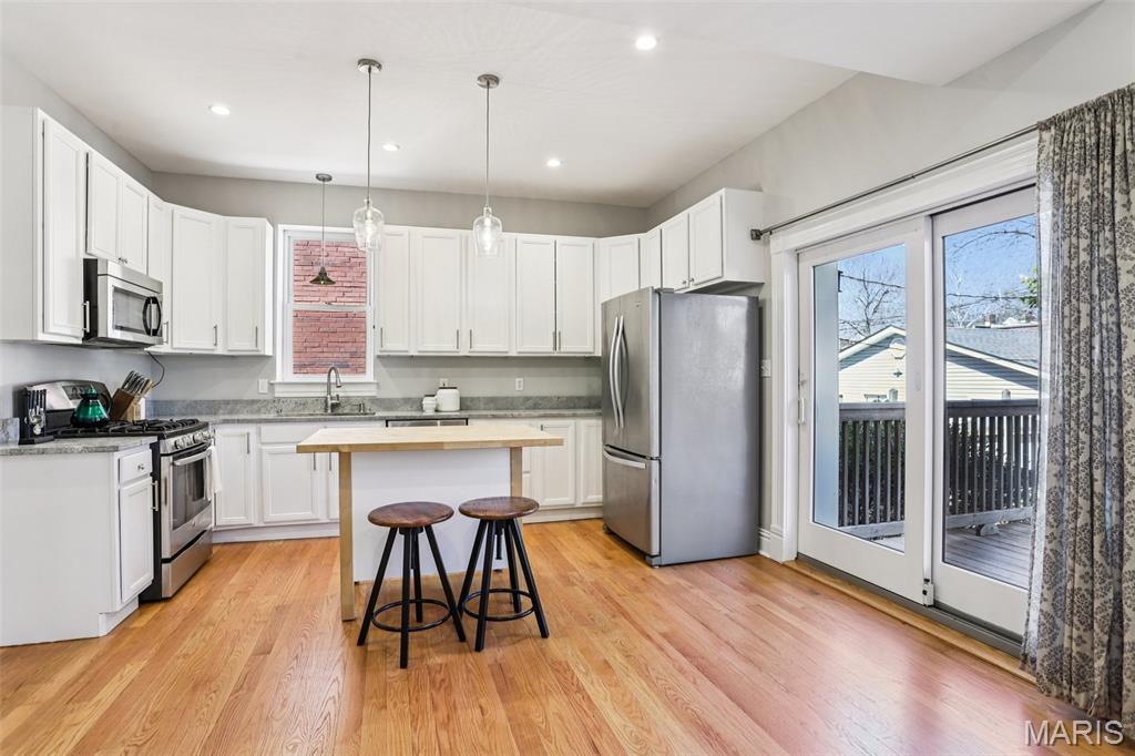 Morrison & Peugnets - Residential