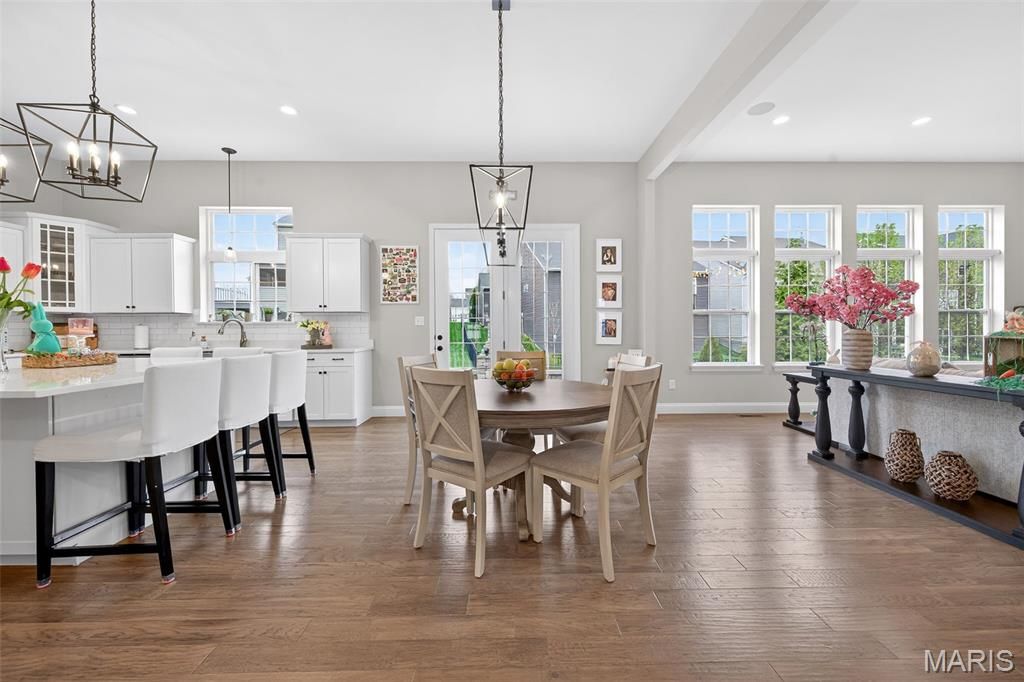 Photo of 101 Far Meadow Drive, Lake Saint Louis, MO 63367 (MLS # 26016185)