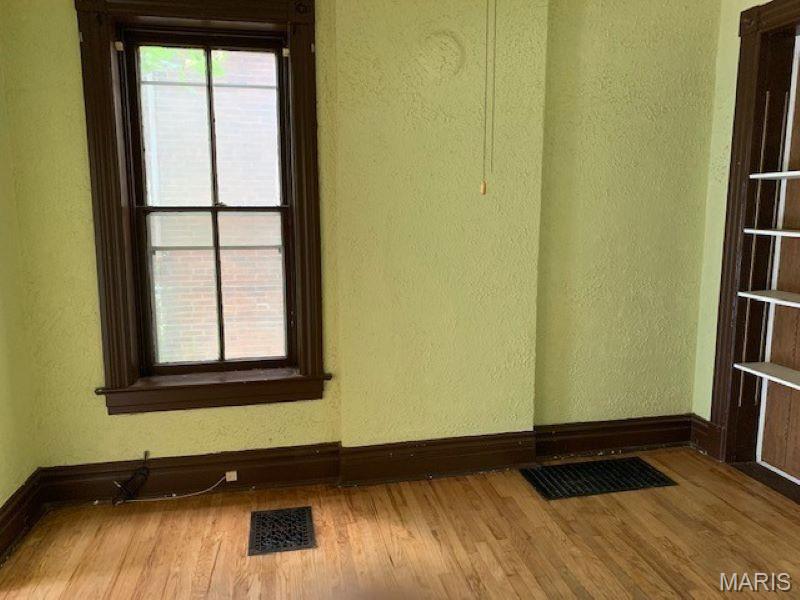 4429 Pennsylvania Avenue