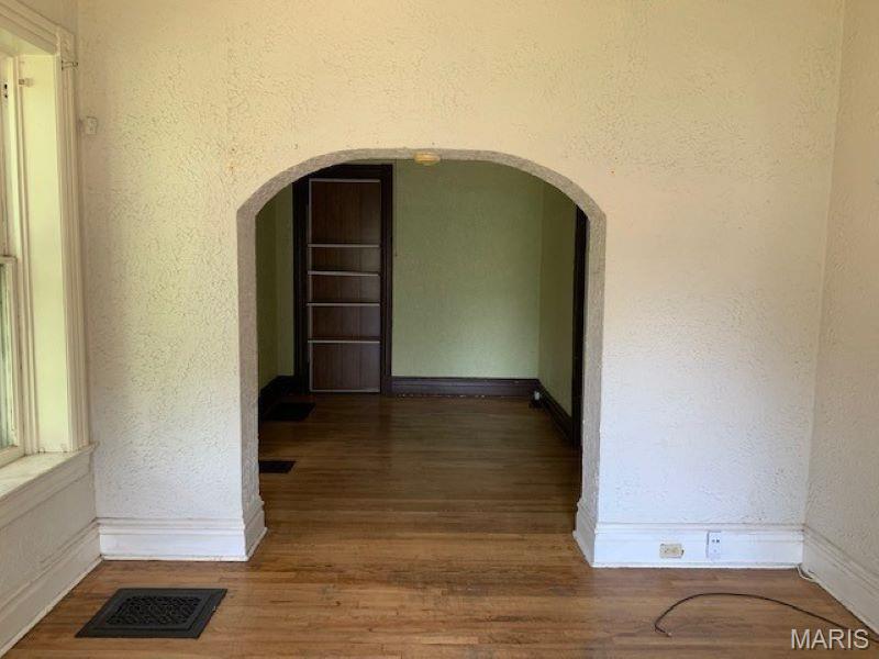 4429 Pennsylvania Avenue