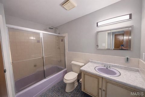 Tiny photo for 3435 Saint Catherine Street, Ferguson, MO 63033 (MLS # 26018414)