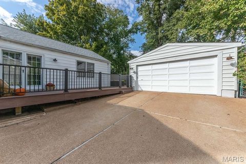 Tiny photo for 203 E Jackson Road, Webster Groves, MO 63119 (MLS # 25068560)
