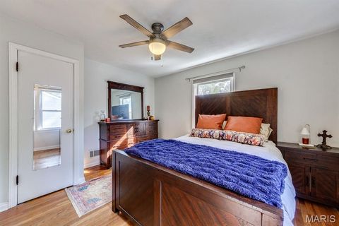 Tiny photo for 203 E Jackson Road, Webster Groves, MO 63119 (MLS # 25068560)
