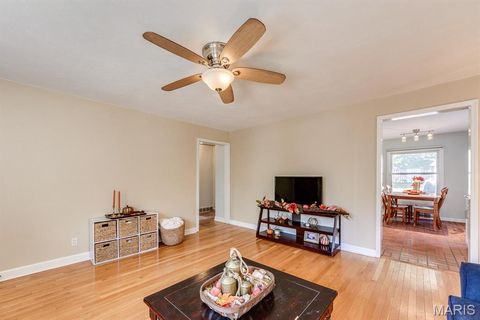 Tiny photo for 203 E Jackson Road, Webster Groves, MO 63119 (MLS # 25068560)