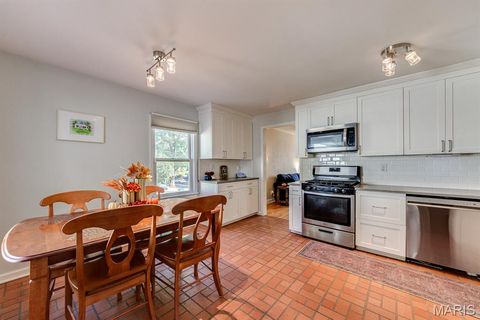Tiny photo for 203 E Jackson Road, Webster Groves, MO 63119 (MLS # 25068560)