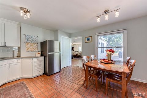 Tiny photo for 203 E Jackson Road, Webster Groves, MO 63119 (MLS # 25068560)