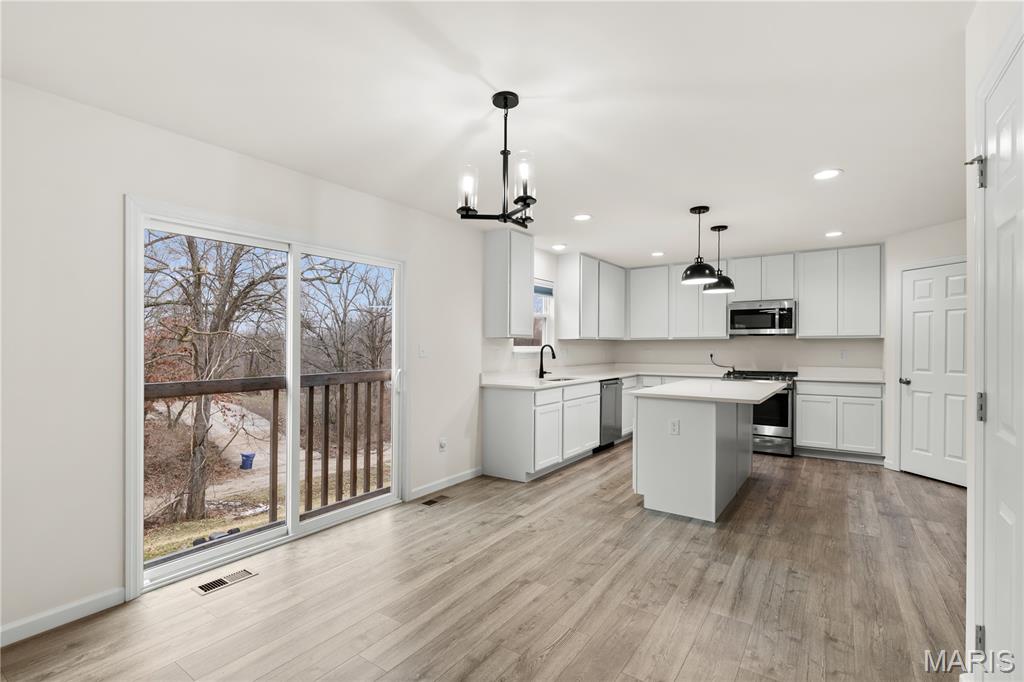 Majestic Pointe - Residential