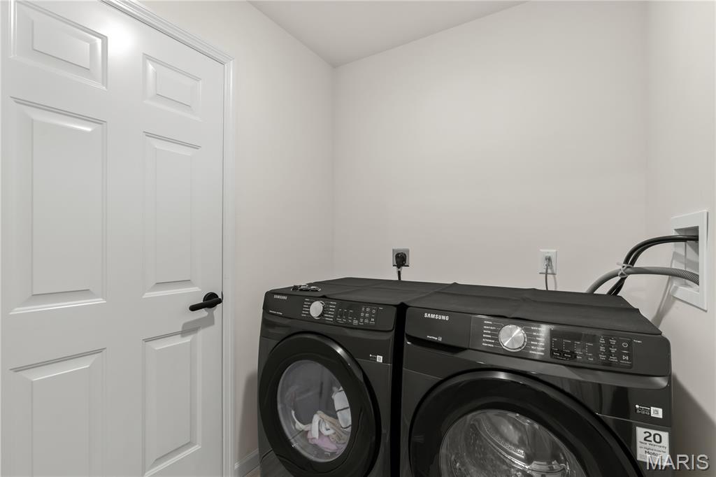 Majestic Pointe - Residential