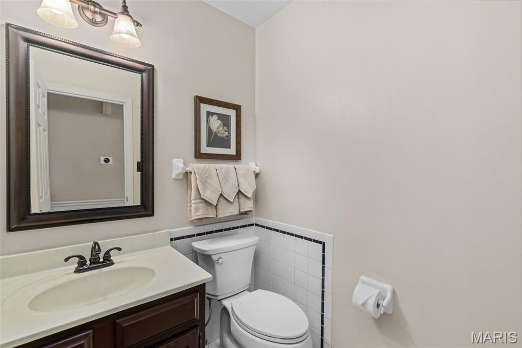 Oakwood Farms Plat1 Lts 18 & 19 & Sec - Residential