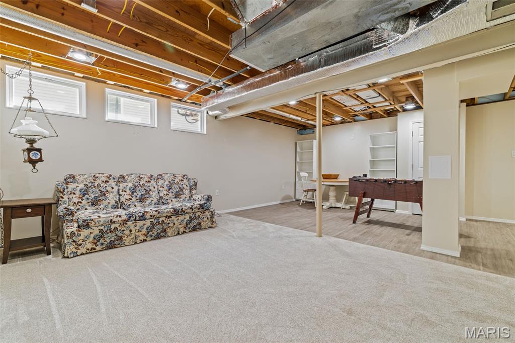 Oakwood Farms Plat1 Lts 18 & 19 & Sec - Residential