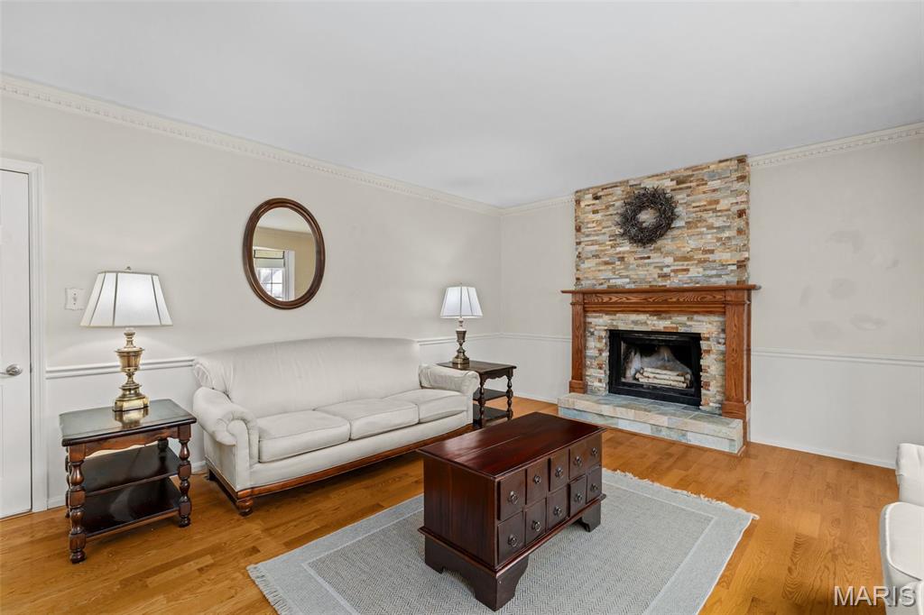 Oakwood Farms Plat1 Lts 18 & 19 & Sec - Residential