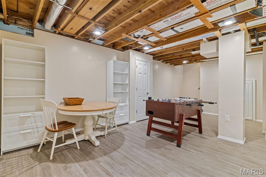 Oakwood Farms Plat1 Lts 18 & 19 & Sec - Residential