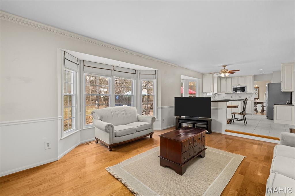 Oakwood Farms Plat1 Lts 18 & 19 & Sec - Residential