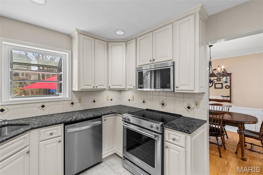 Oakwood Farms Plat1 Lts 18 & 19 & Sec - Residential