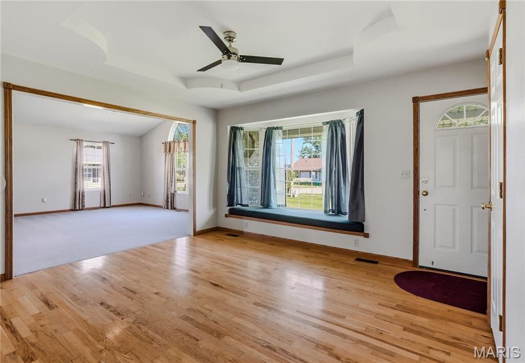 Photo of 418 W Martin Street, Cairo, MO 65239 (MLS # 26026459)