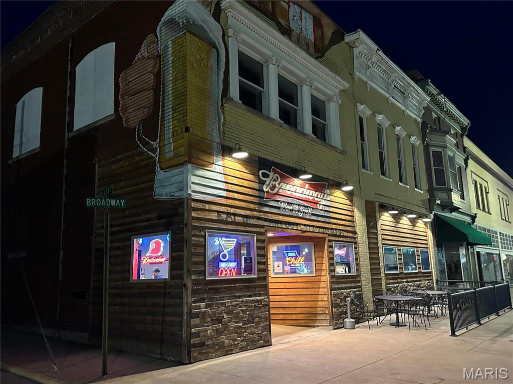 Von Phul & Draper - Commercial Sale